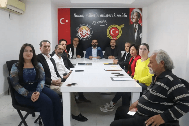 Alanya’da Sağlıkta Devrim: İlk Vitrektomi Başarısı